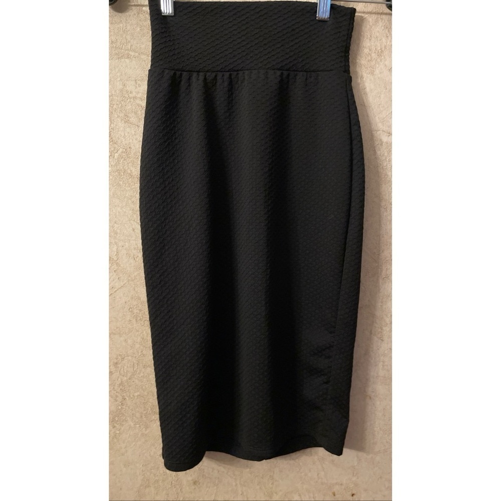 Maze Collection Scuba Pencil Skirt Size PM NWT